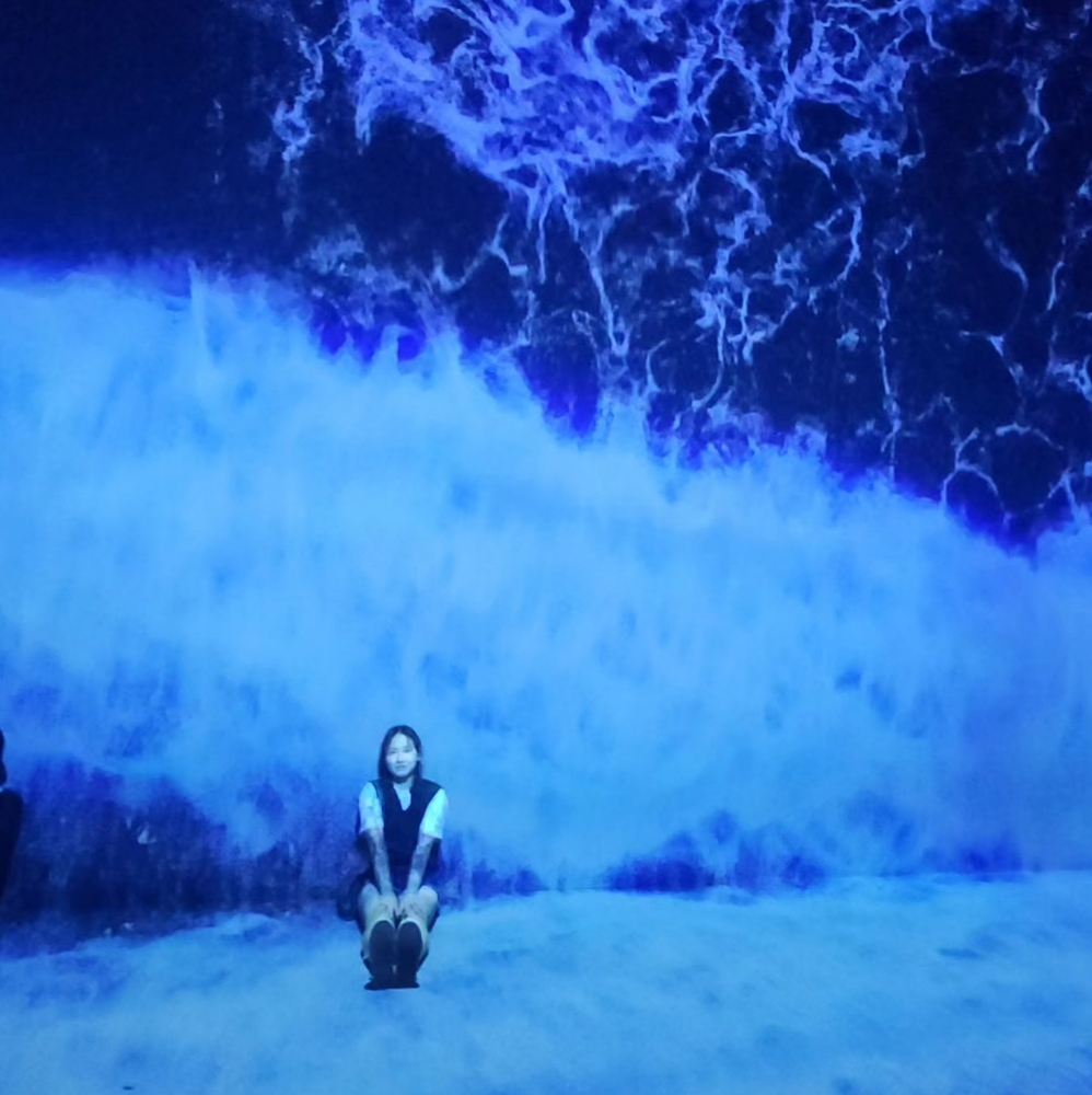 Meet your Posher, Isabel